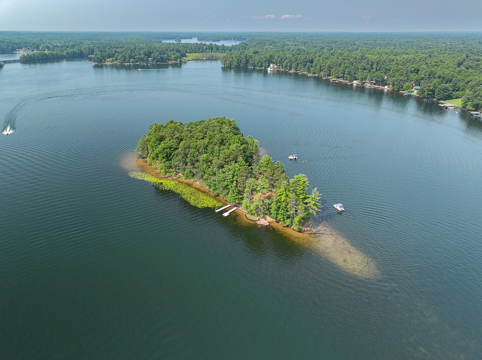Minocqua Lake house picture