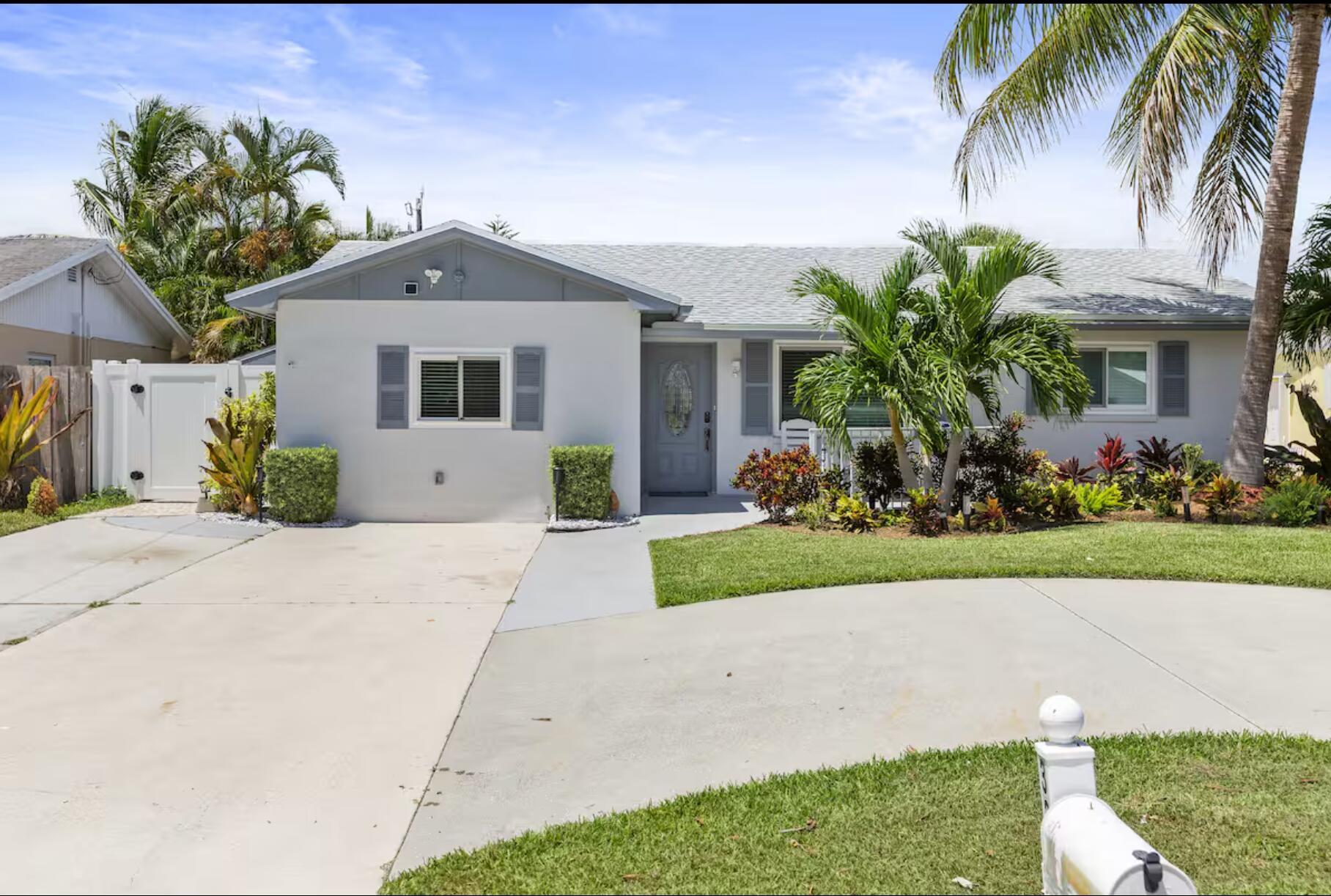 Palm Beach Gardens Estate