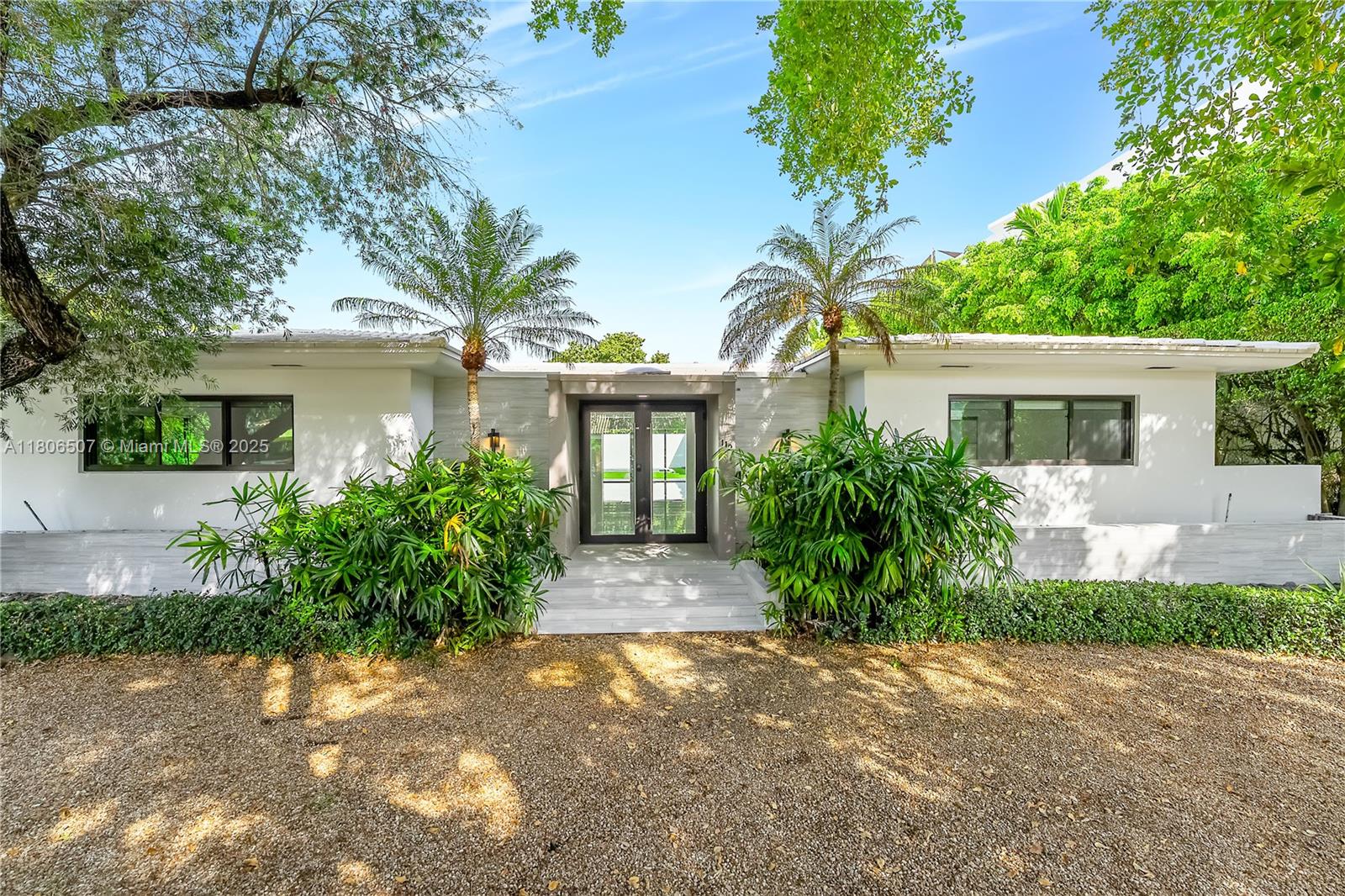 House for Rent in Miami Beach, FL