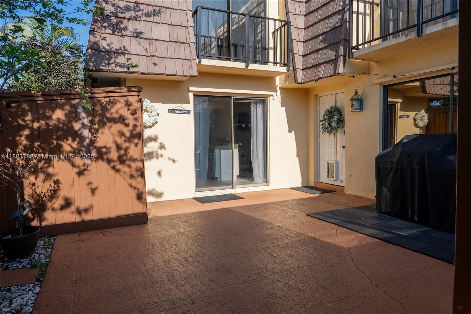 Homes for sale in Palm Springs, FL | 821 Springdale Cir, Palm Springs, FL 33461 | MLS# A11803782