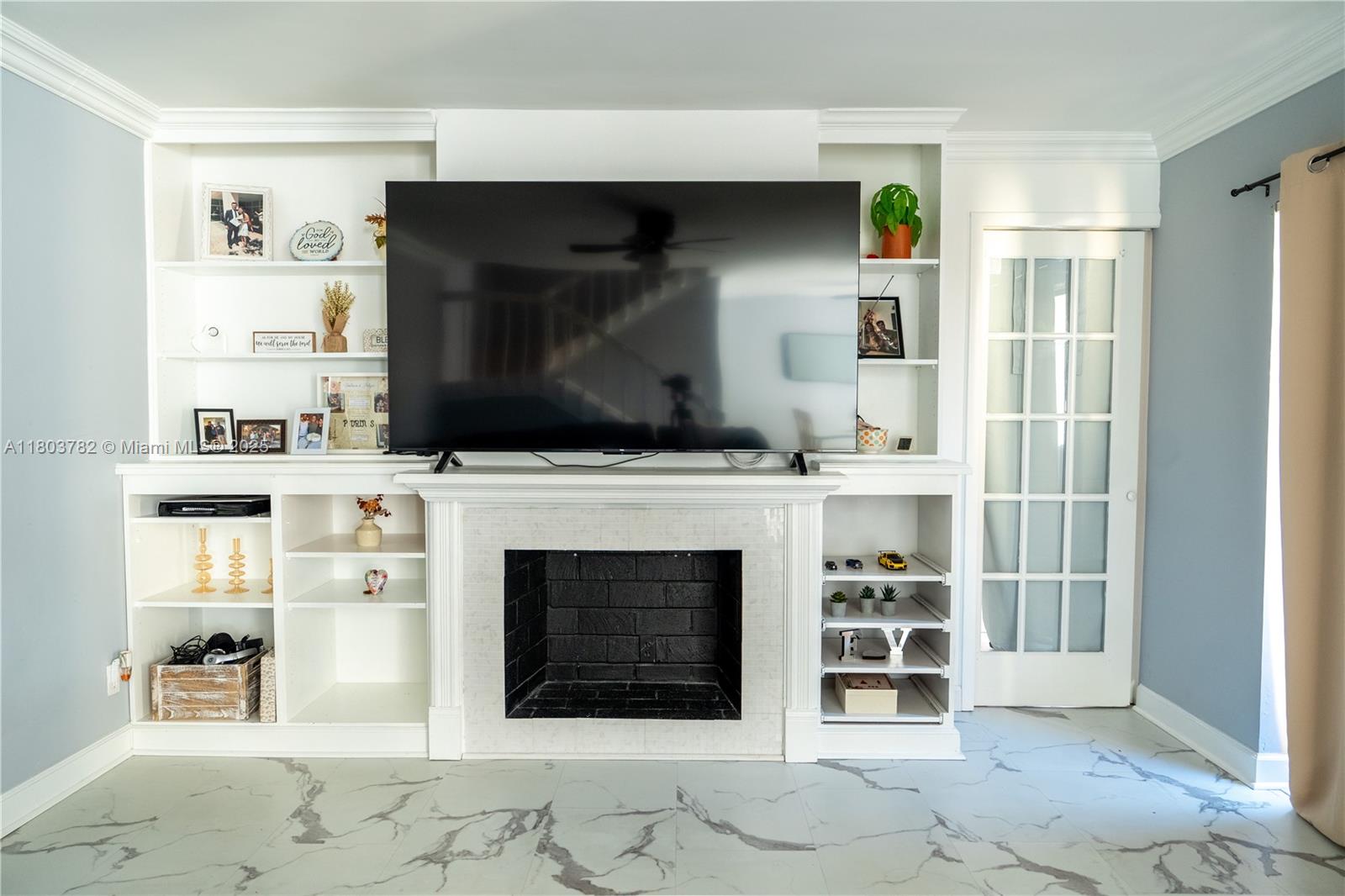 Homes for sale in Palm Springs, FL | 821 Springdale Cir, Palm Springs, FL 33461 | MLS# A11803782