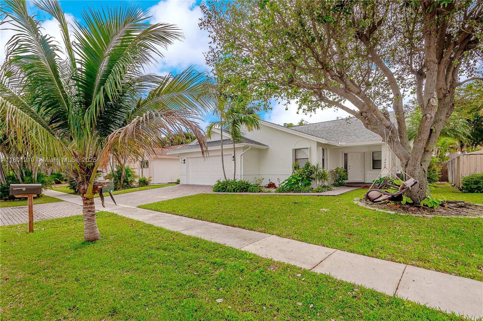 Central Dania Heights