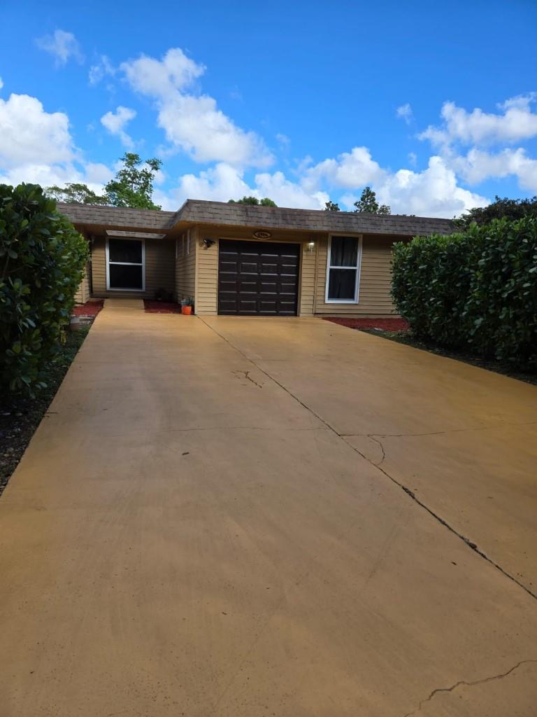 6504 Nw 74th Ave Tamarac FL 33321 | F10503796