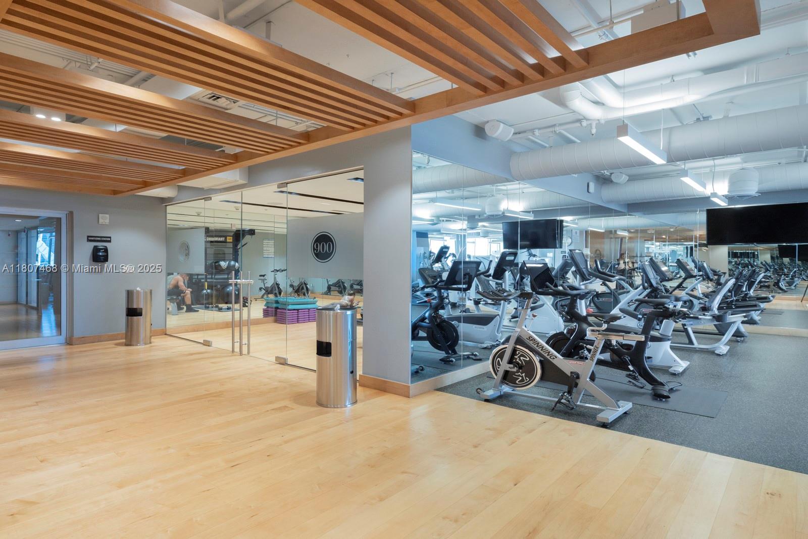 900 Biscayne Blvd #5606, Miami FL 33132