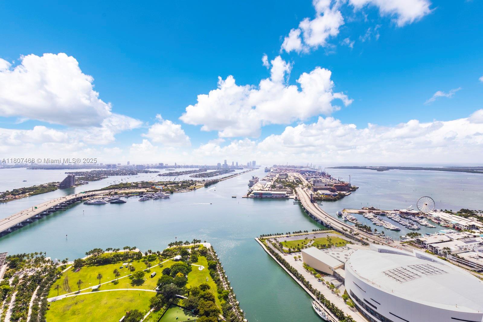 900 Biscayne Blvd #5606, Miami FL 33132