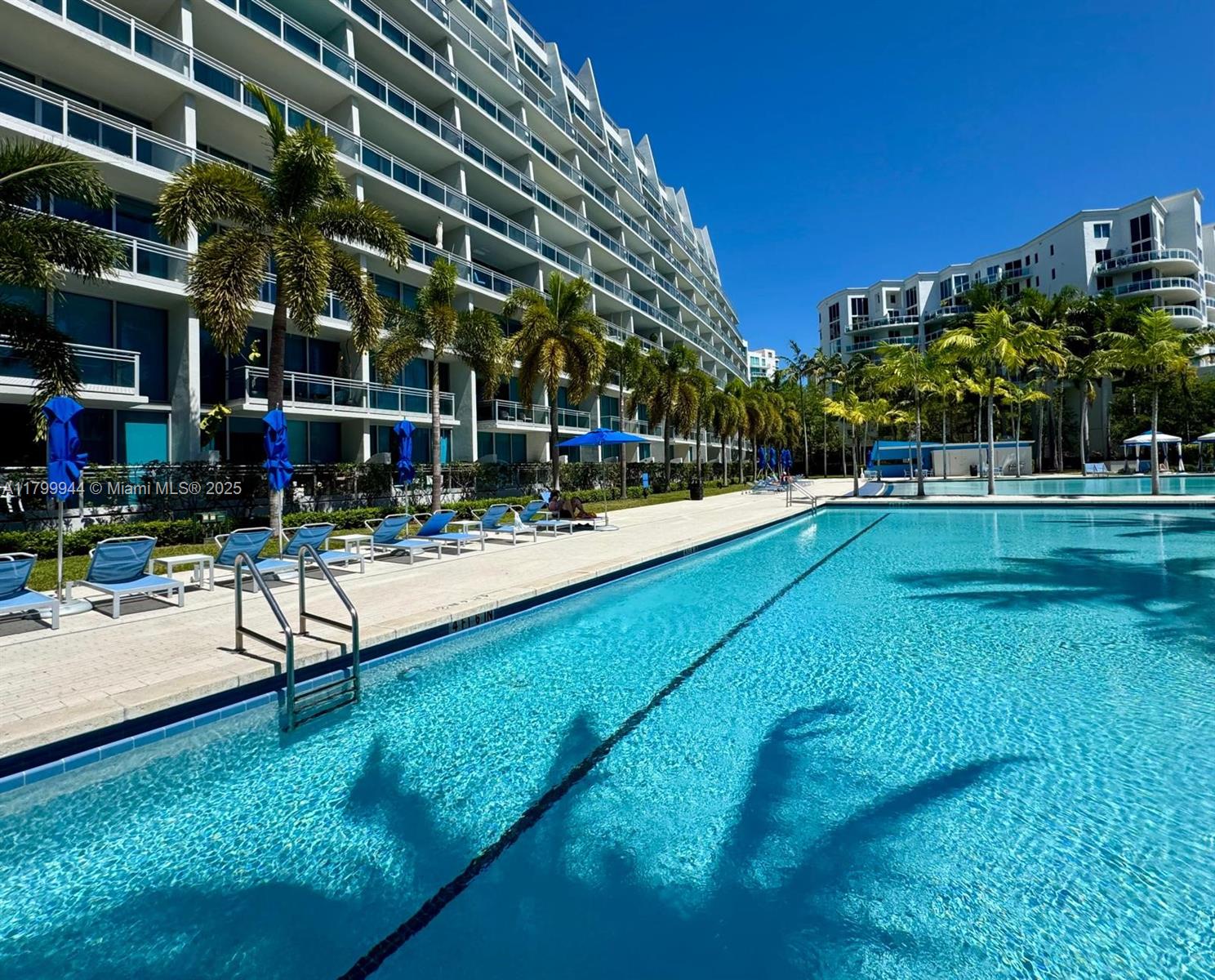 Condo for Rent in Aventura, FL