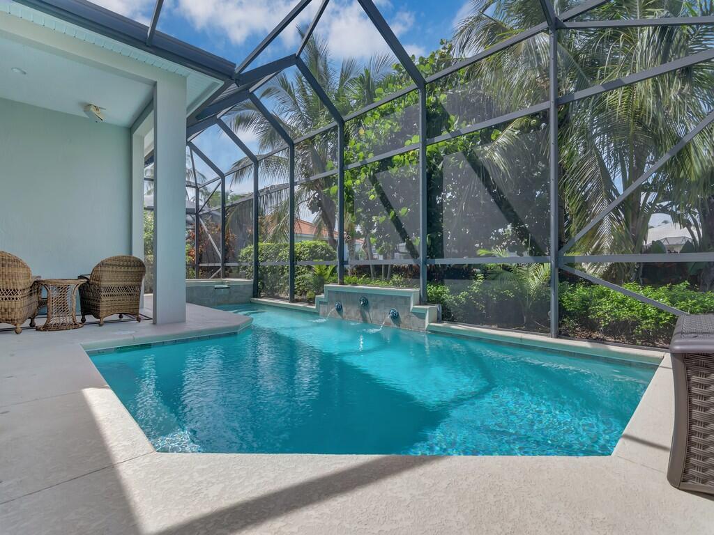 Homes for sale in Vero Beach, FL | 1384 W Island Club Square, Vero Beach, FL 32963 | MLS# R11092763