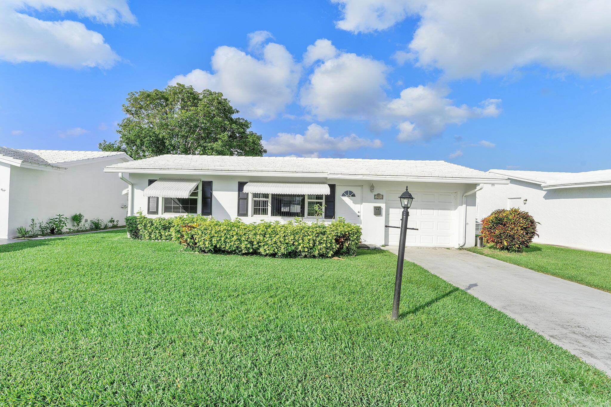 1904 Sw Golf Lane Boynton Beach FL 33426 | R11092799