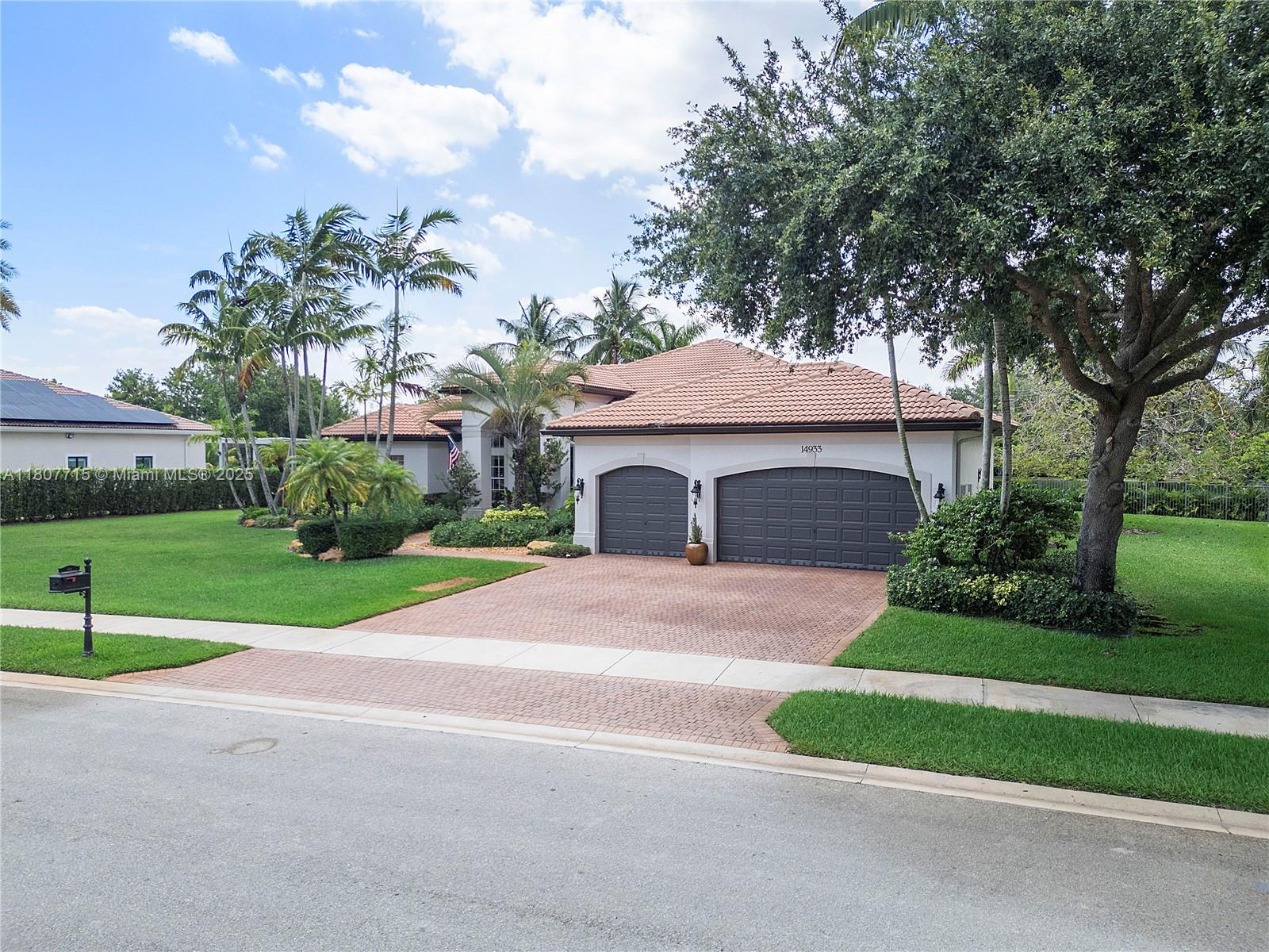 Homes for sale in Davie, FL | 14933 Sw 33Rd St, Davie, FL 33331 | MLS# A11807715