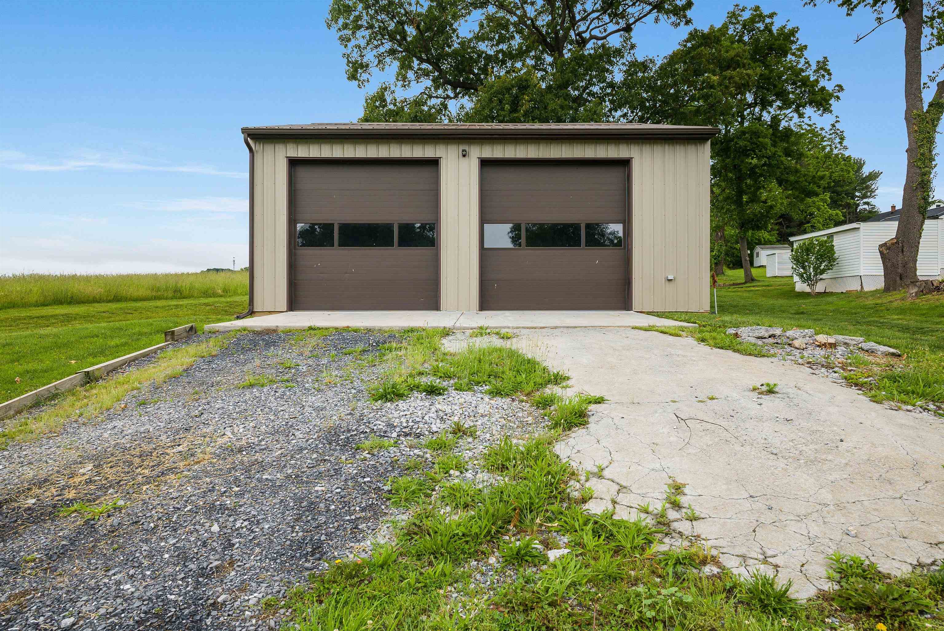 390 Frontier Dr