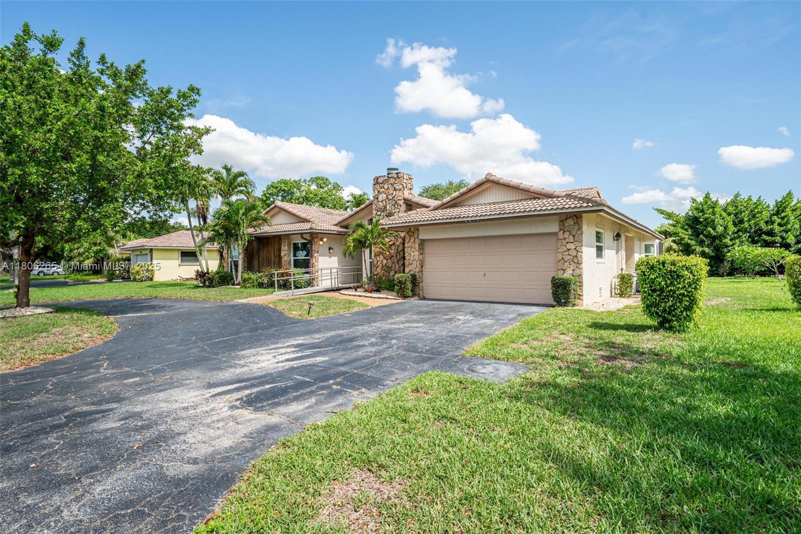 Homes for sale in Coral Springs, FL | 9919 Sw 1st Ct, Coral Springs, FL 33071 | MLS# A11806265