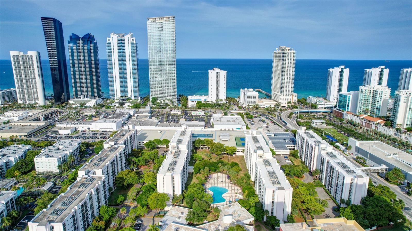 16919 Bay Rd Unit 521, Sunny Isles Beach, Florida 33160