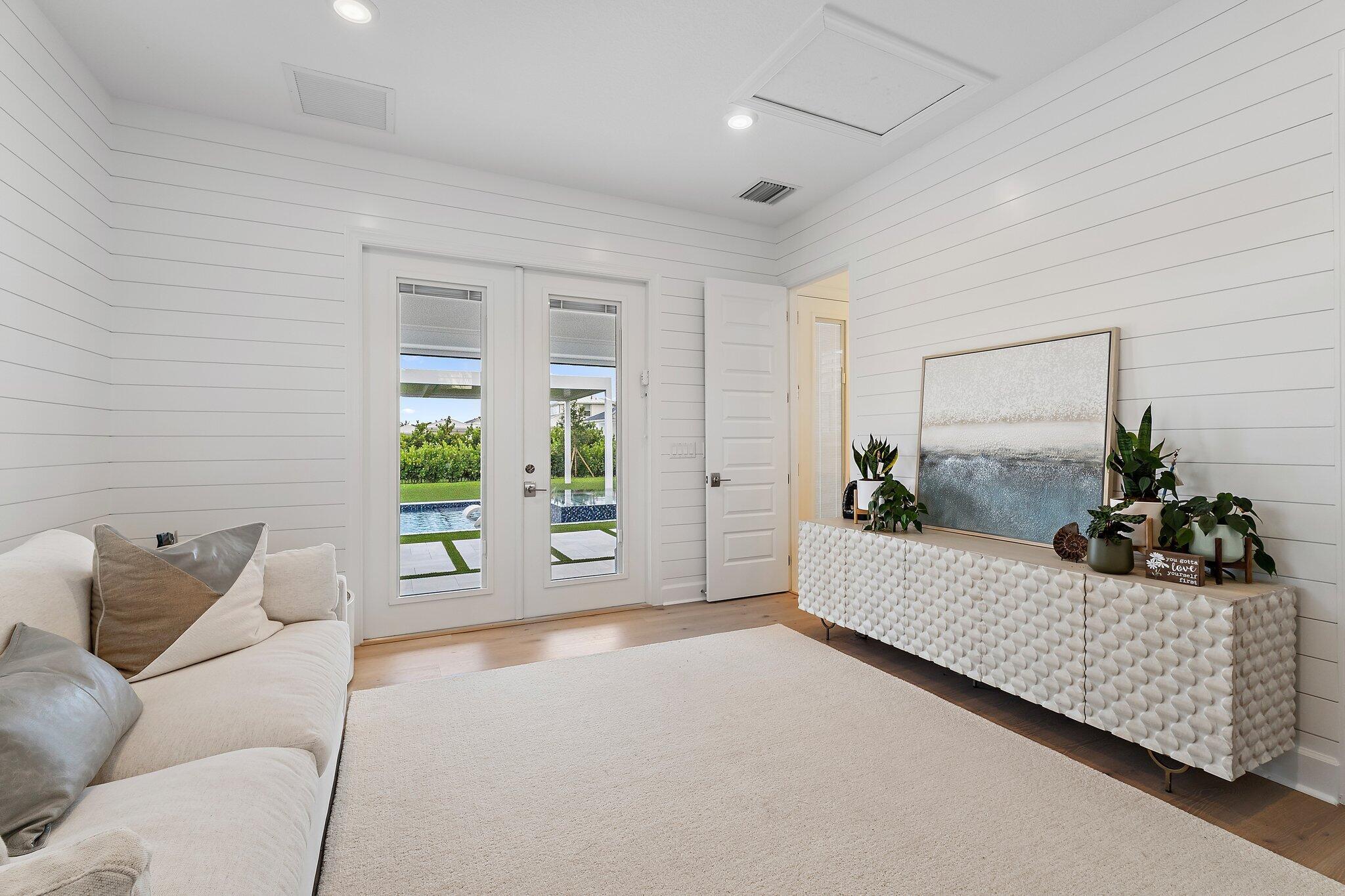 Homes for sale in Jupiter, FL | 20065 Se Bridgewater Dr, Jupiter, FL 33458 | MLS# R11093387