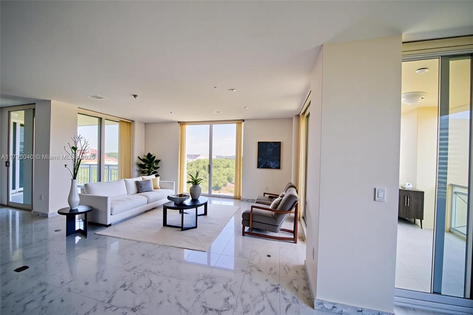 445 Grand Bay Dr #802, Key Biscayne FL 33149
