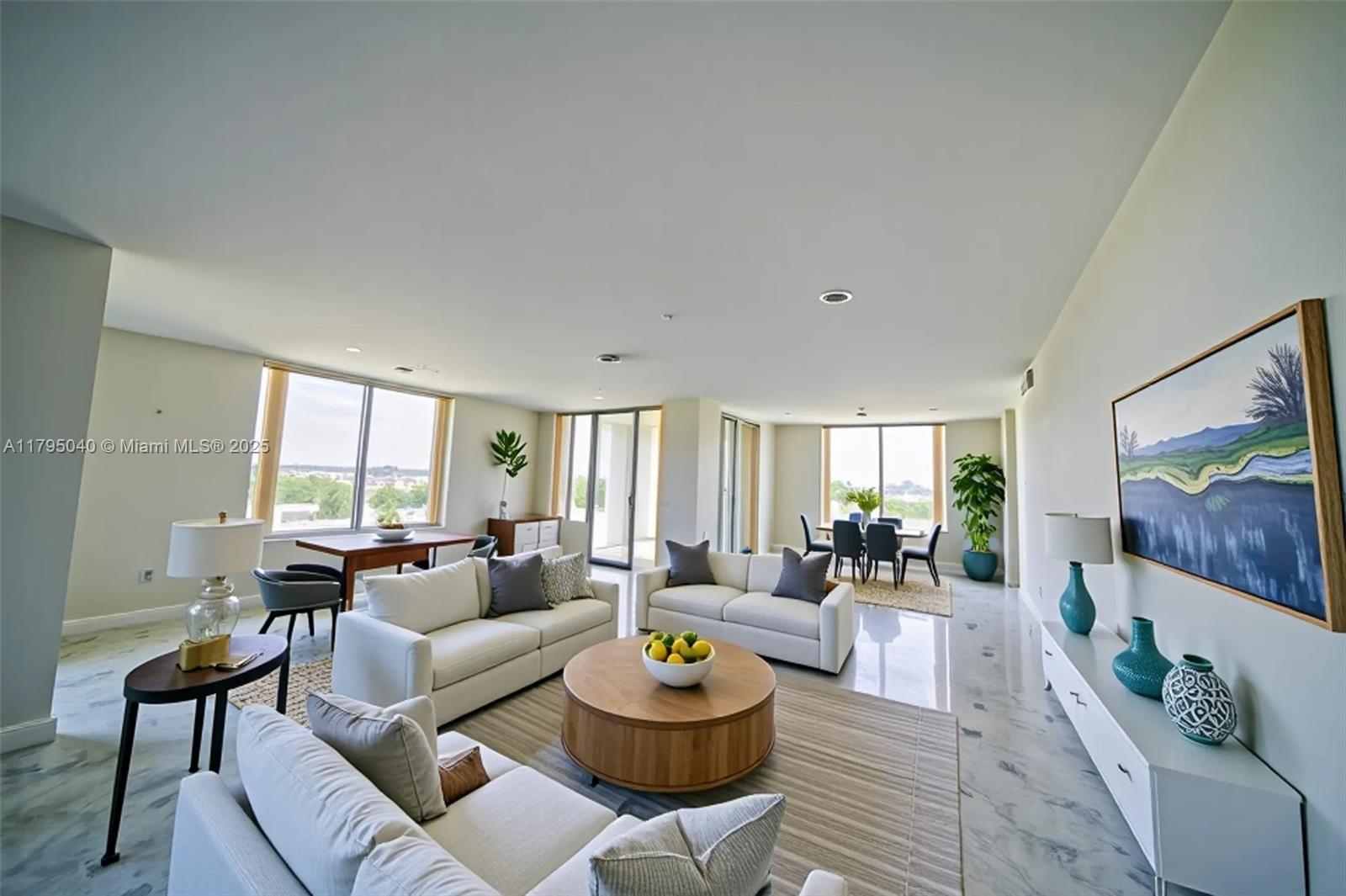 445 Grand Bay Dr #802, Key Biscayne FL 33149