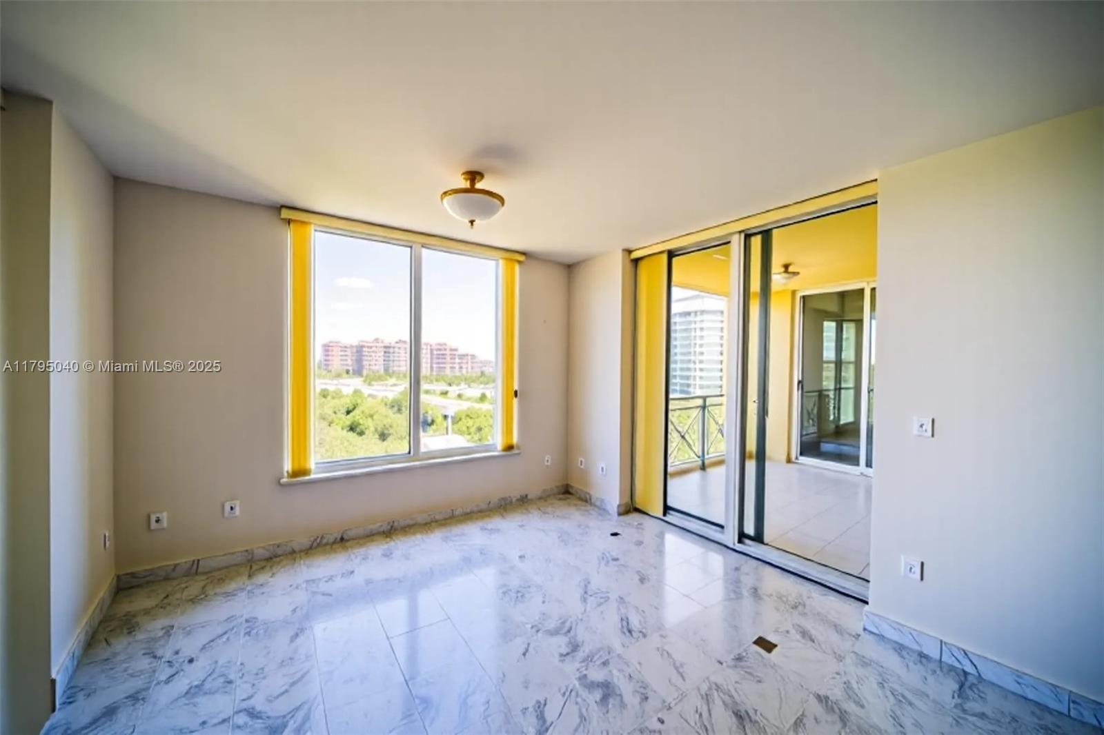 445 Grand Bay Dr #802, Key Biscayne FL 33149