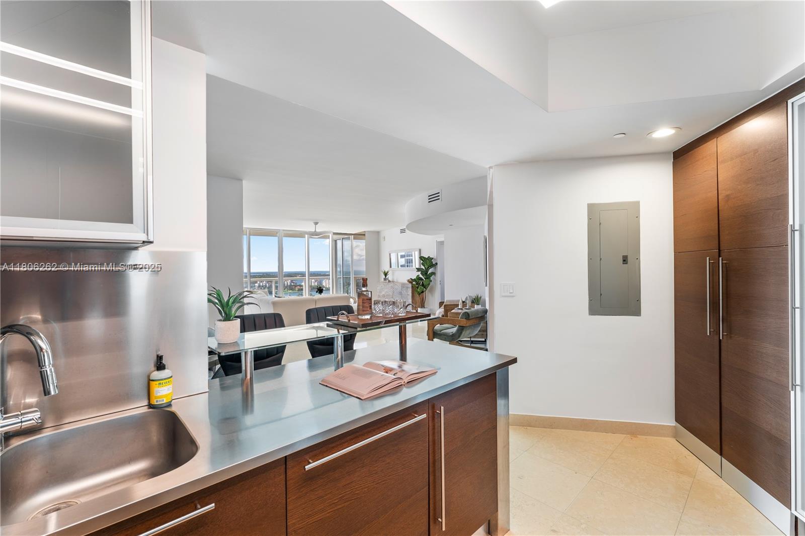 450 Alton Rd #2703, Miami Beach FL 33139
