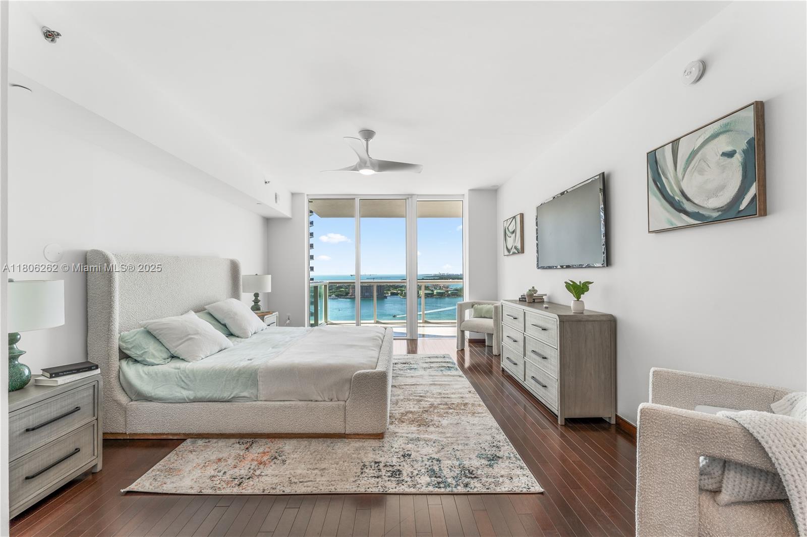 450 Alton Rd #2703, Miami Beach FL 33139