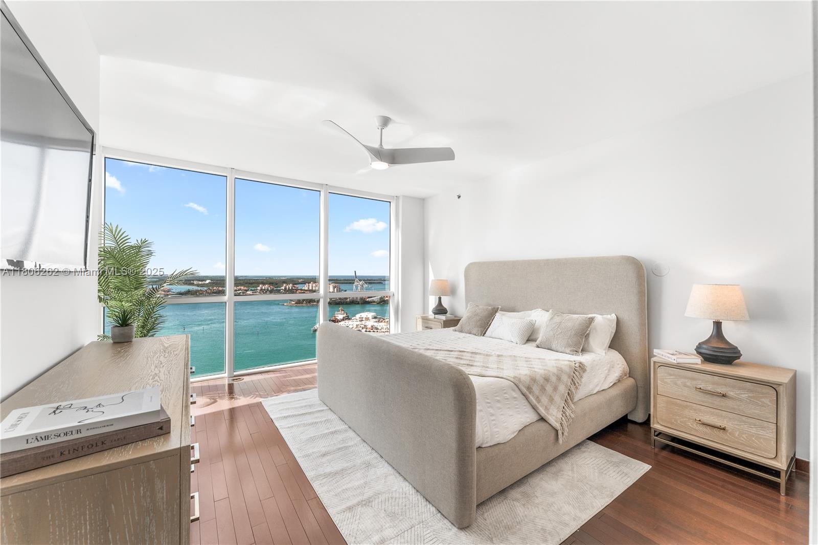 450 Alton Rd #2703, Miami Beach FL 33139