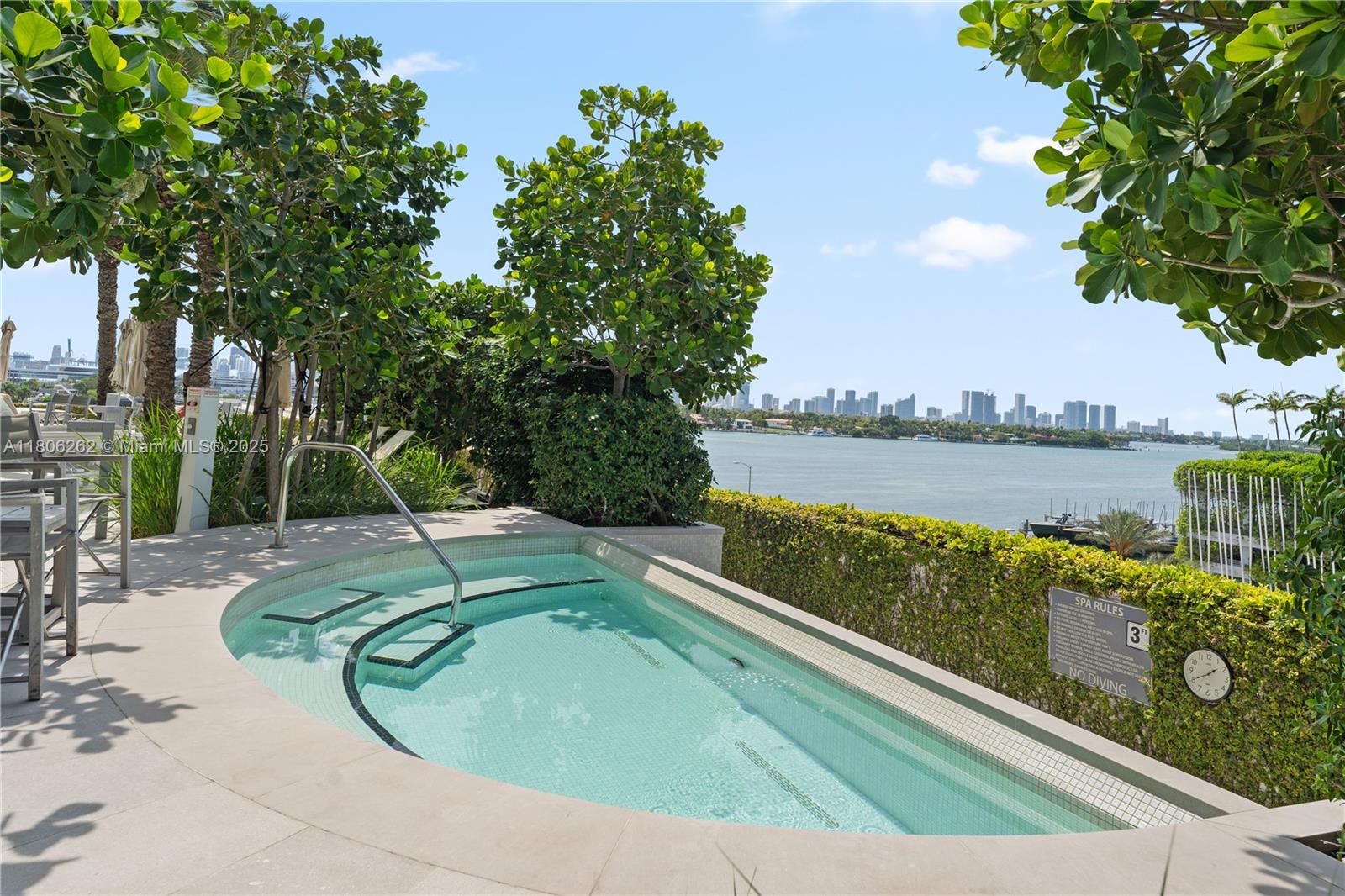 450 Alton Rd #2703, Miami Beach FL 33139