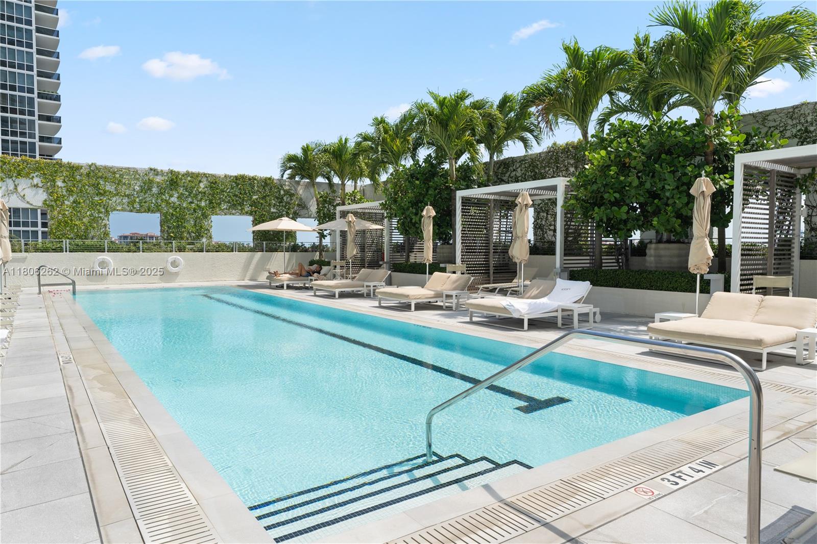 450 Alton Rd #2703, Miami Beach FL 33139