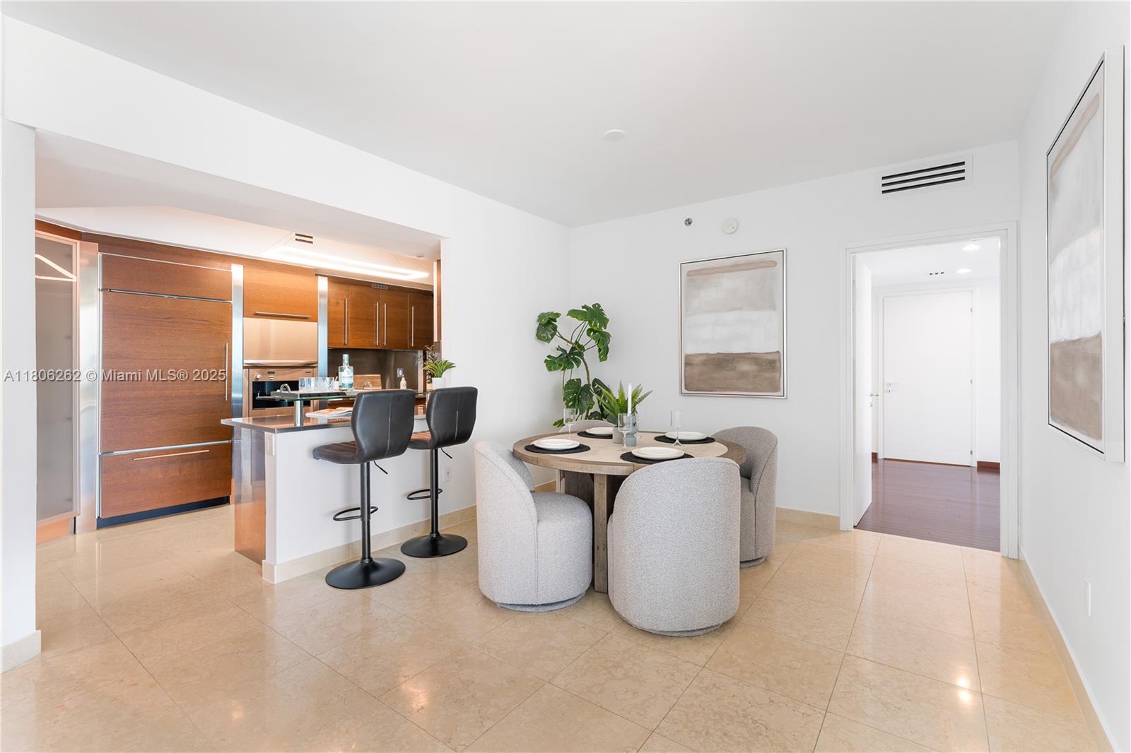 450 Alton Rd #2703, Miami Beach FL 33139