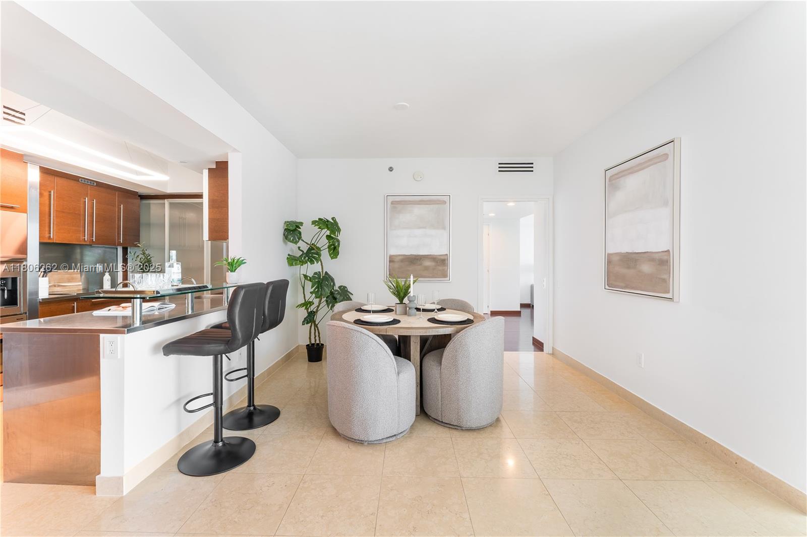 450 Alton Rd #2703, Miami Beach FL 33139