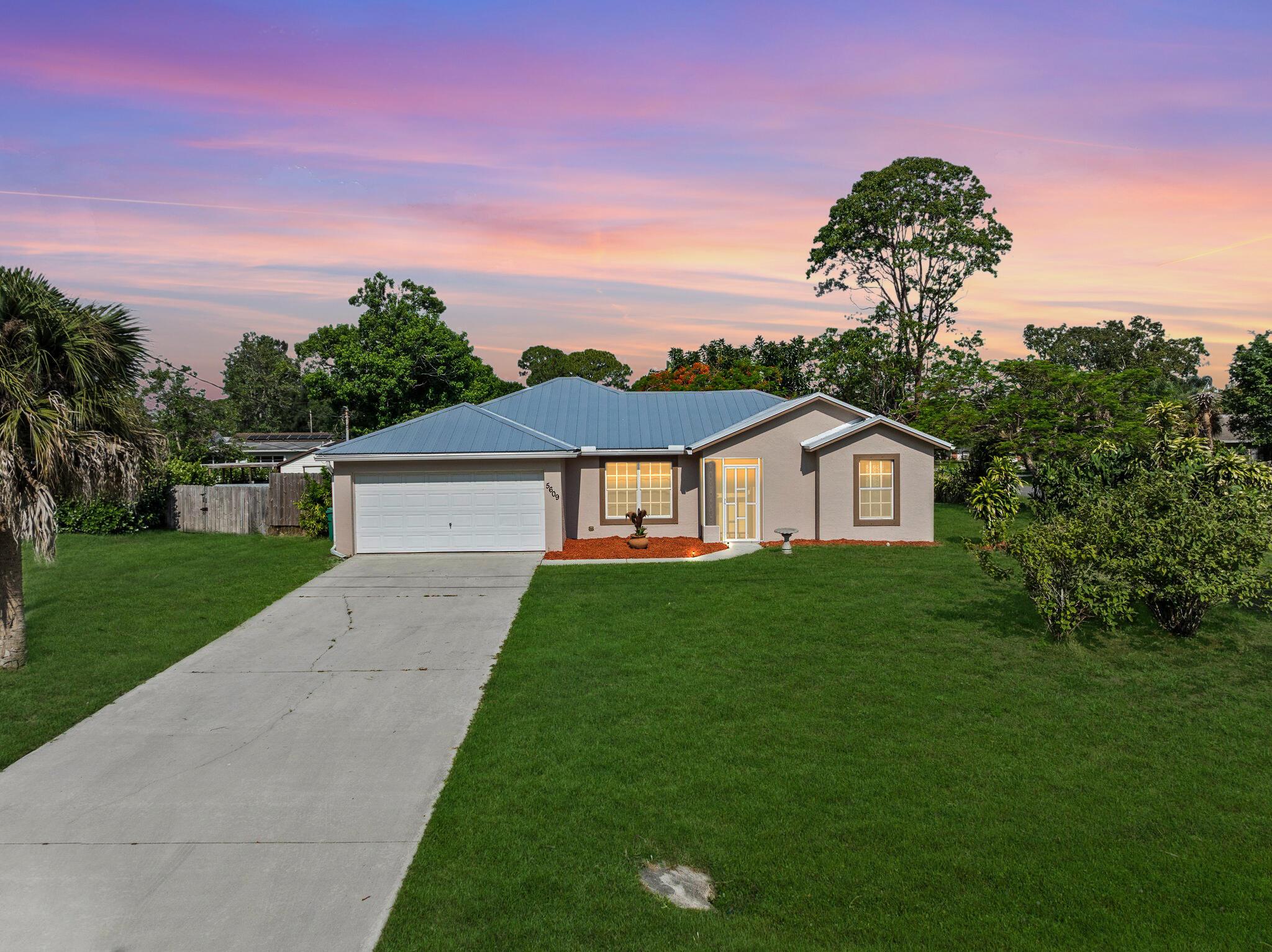 Homes for sale in Fort Pierce, FL | 5609 Sunset Boulevard, Fort Pierce, FL 34982 | MLS# R11093517