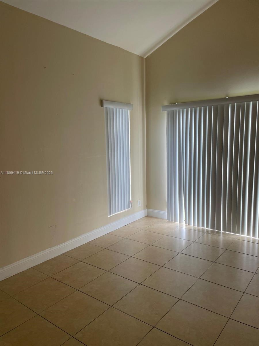 Homes for sale in Lauderhill, FL | 2421 Nw 55Th Ave, Lauderhill, FL 33313 | MLS# A11809419