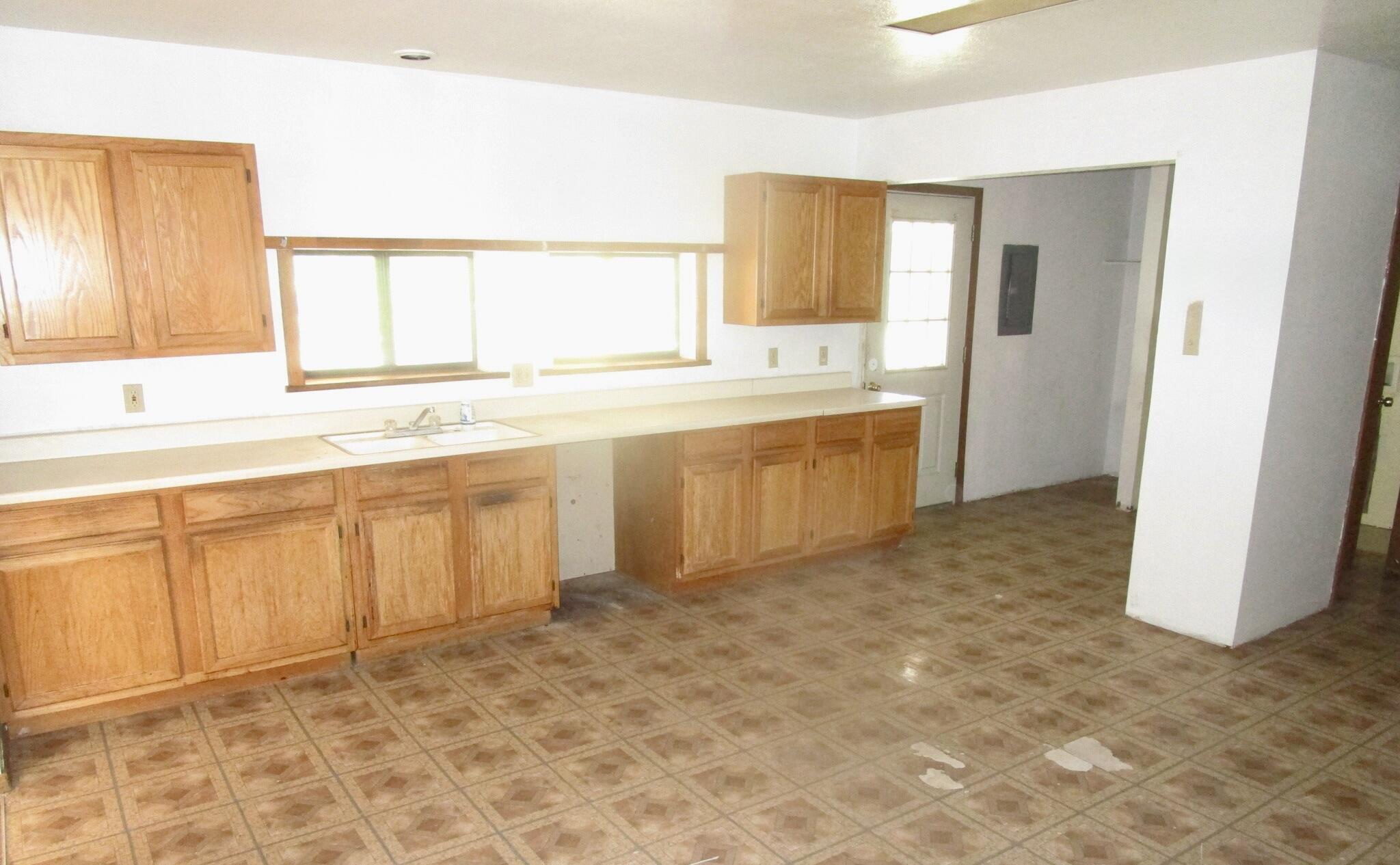 Homes for sale in Moriarty, NM | 212 E Tingley Ave, Moriarty, NM 87035 | MLS# 1084684