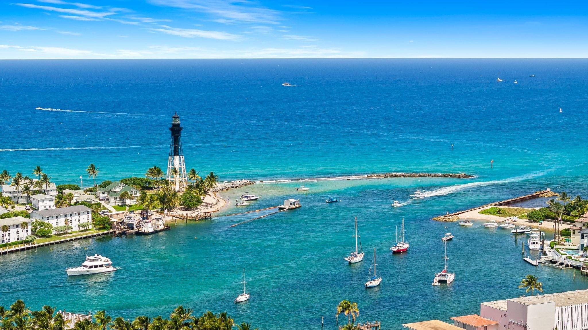 Homes for sale in Lighthouse Point, FL | 2342 Ne 26th St, Lighthouse Point, FL 33064 | MLS# F10504788