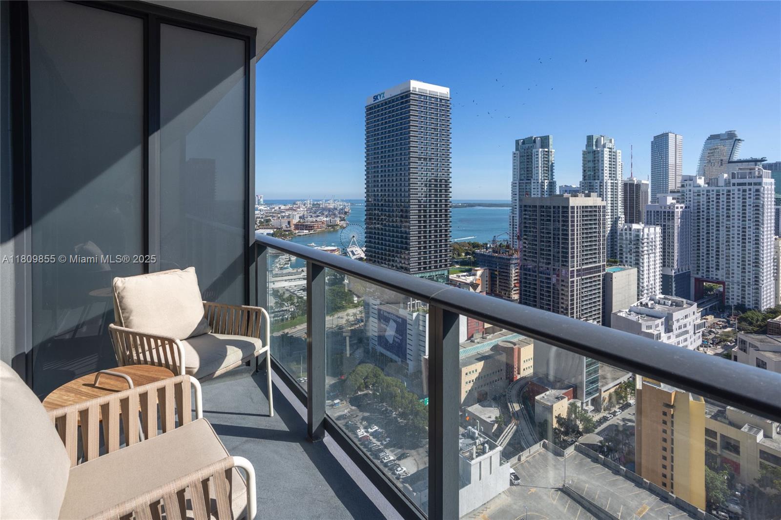 Condo for Rent in Miami, FL