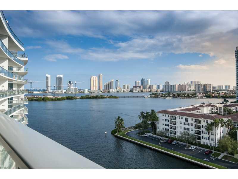 3250 NE 188 STREET #905, Aventura FL 33180