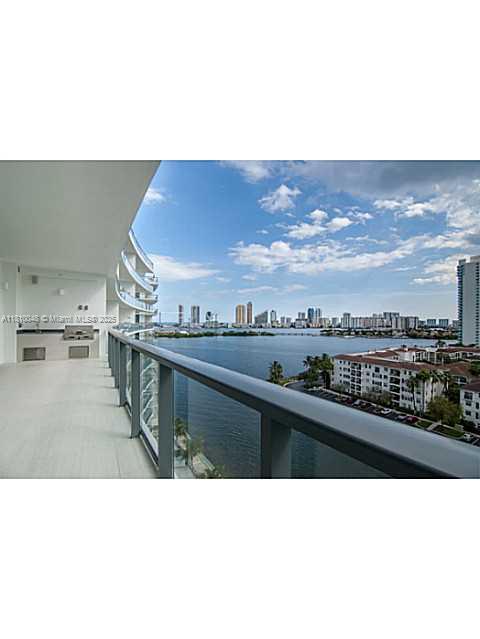 3250 NE 188 STREET #905, Aventura FL 33180