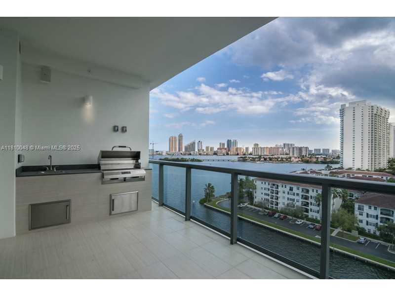 3250 NE 188 STREET #905, Aventura FL 33180