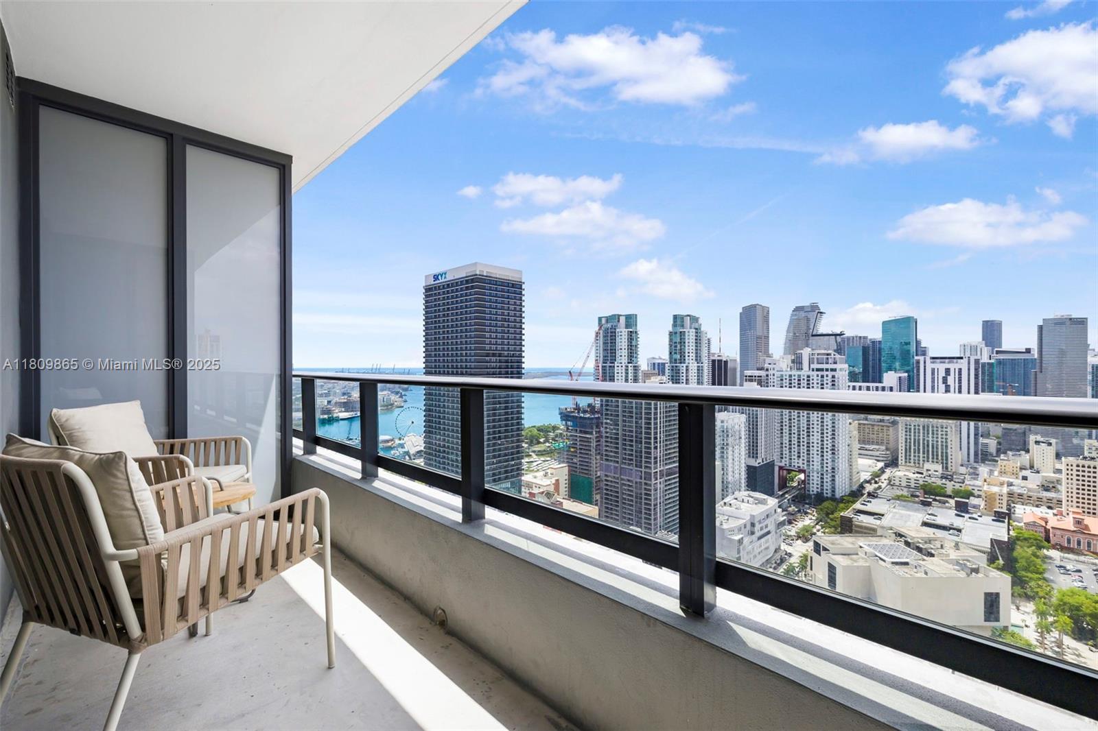 Condo for Rent in Miami, FL