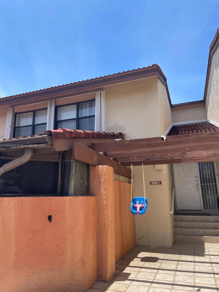 Homes for sale in Miami, FL | 9999 Nw 9Th St Cir #1-11, Miami, FL 33172 | MLS# A11809949