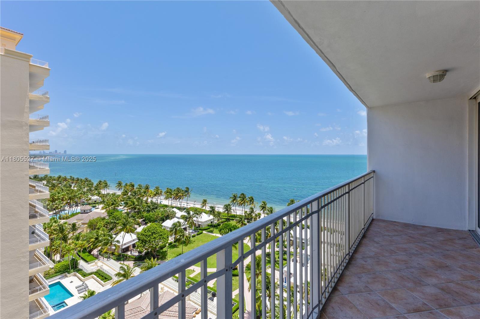 881 Ocean Dr #13H, Key Biscayne FL 33149