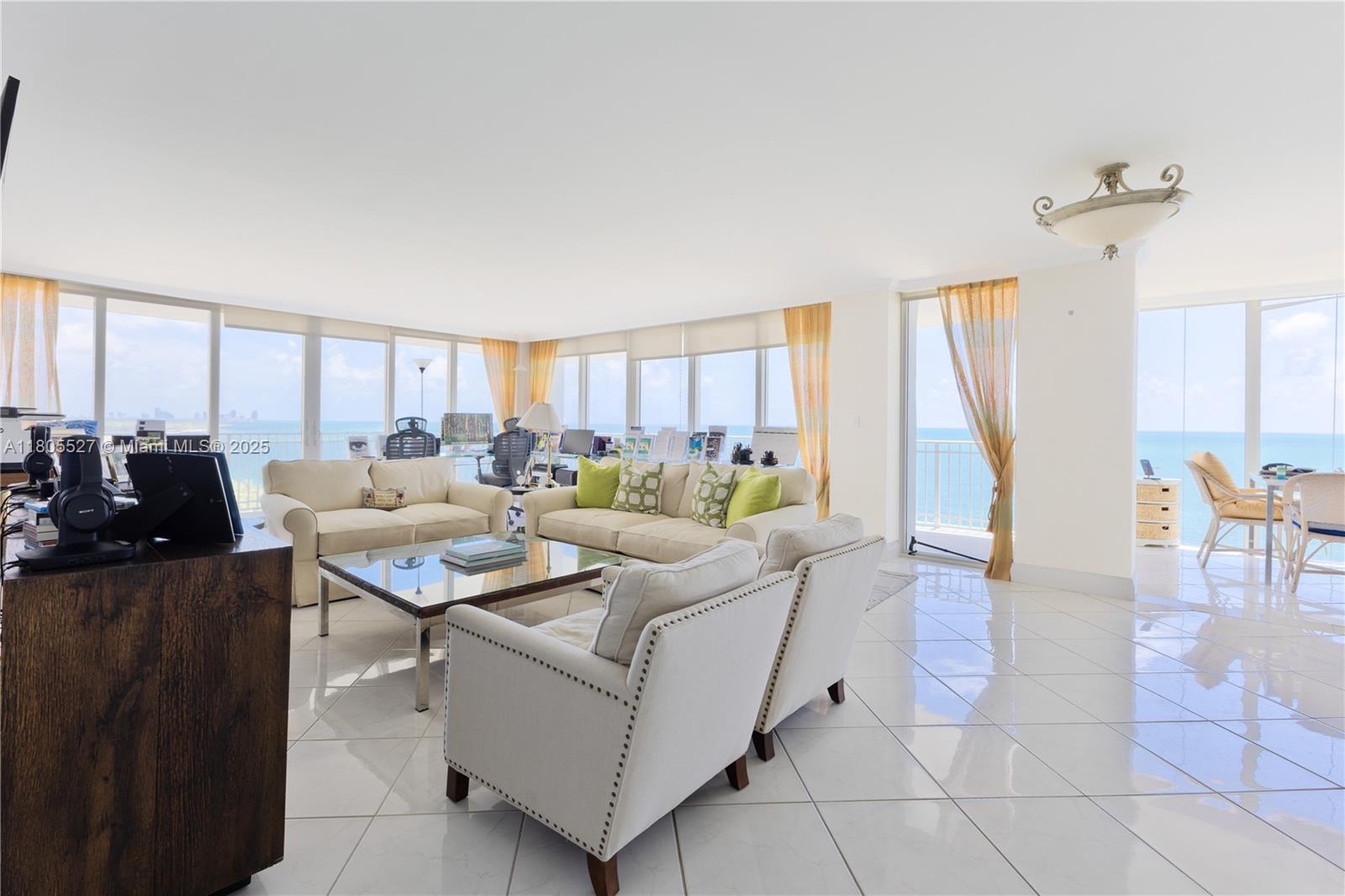 881 Ocean Dr #13H, Key Biscayne FL 33149
