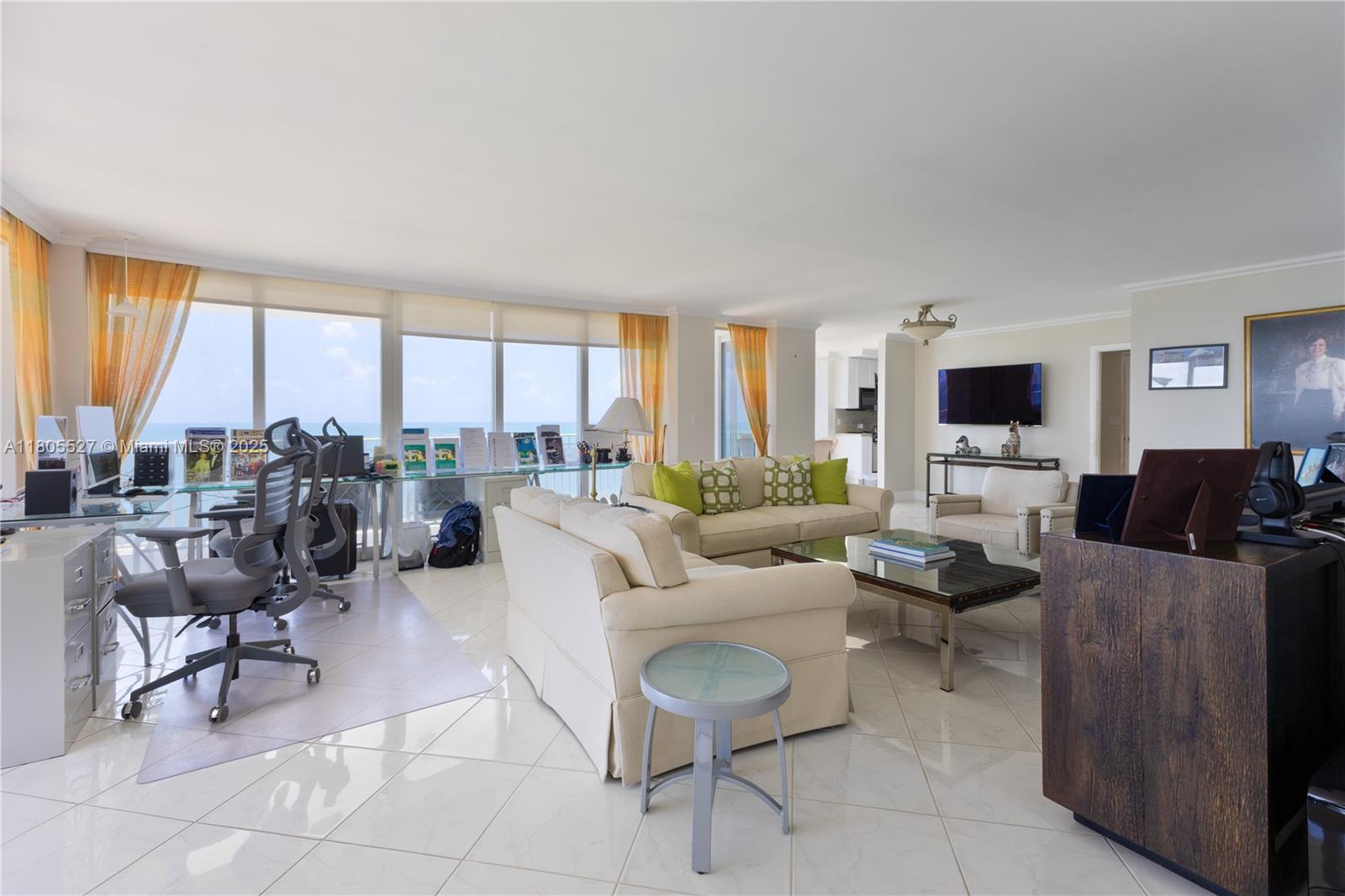 881 Ocean Dr #13H, Key Biscayne FL 33149
