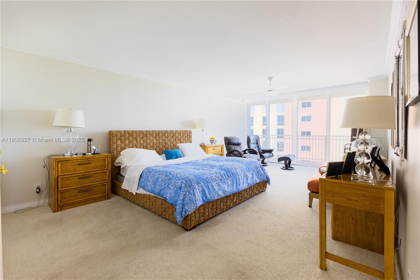 881 Ocean Dr #13H, Key Biscayne FL 33149