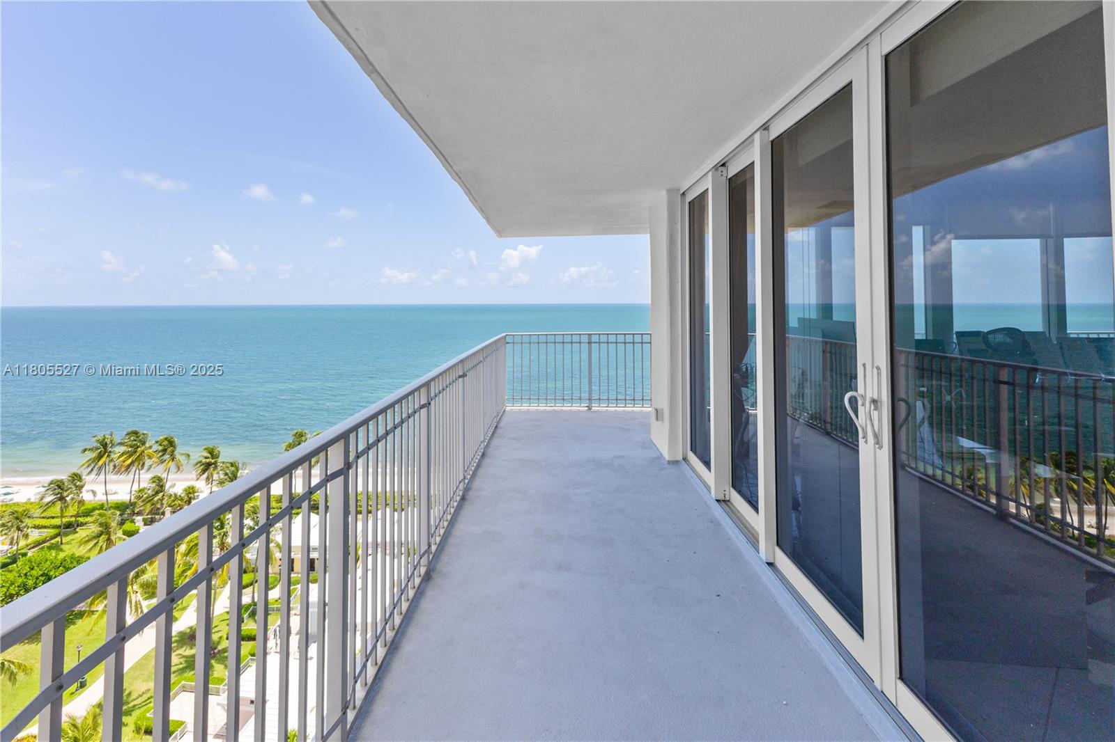 881 Ocean Dr #13H, Key Biscayne FL 33149