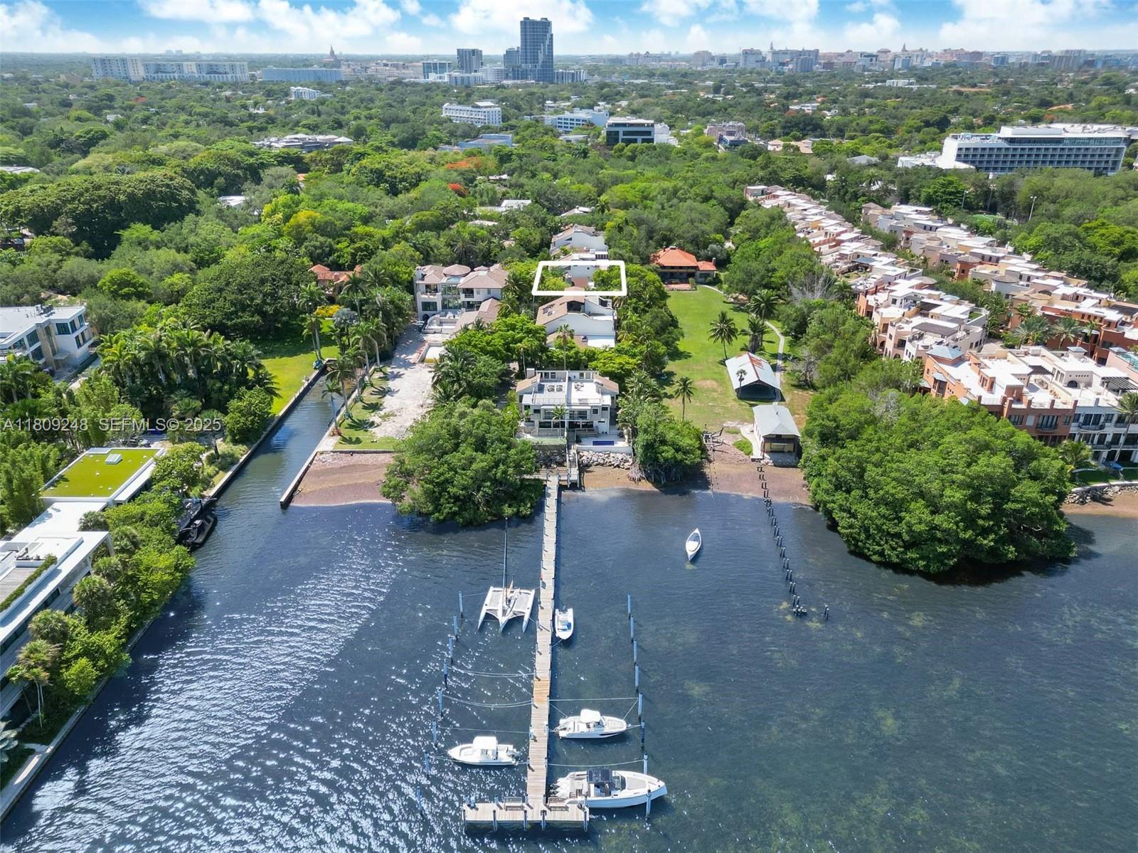 3169 Via Abitare Way #6, Miami FL 33133