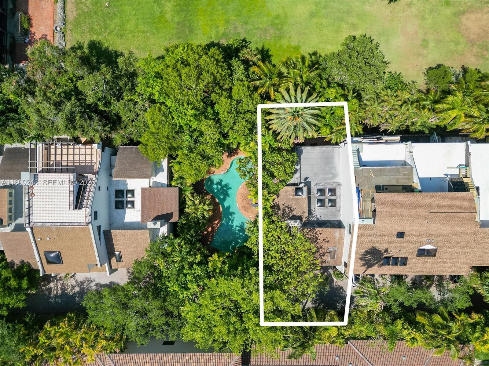 3169 Via Abitare Way #6, Miami FL 33133