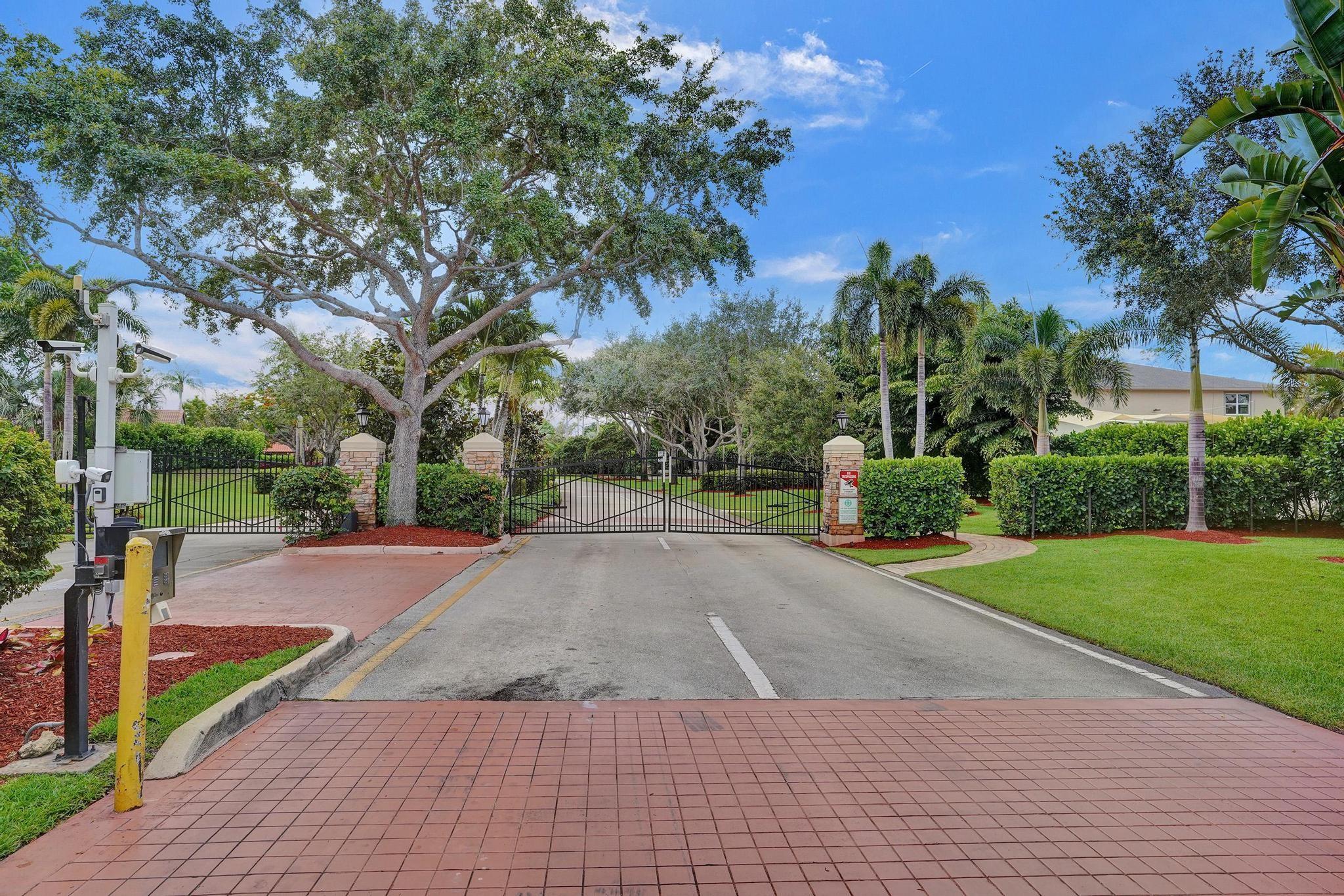 ENTRY THRU PRIVATE GATE