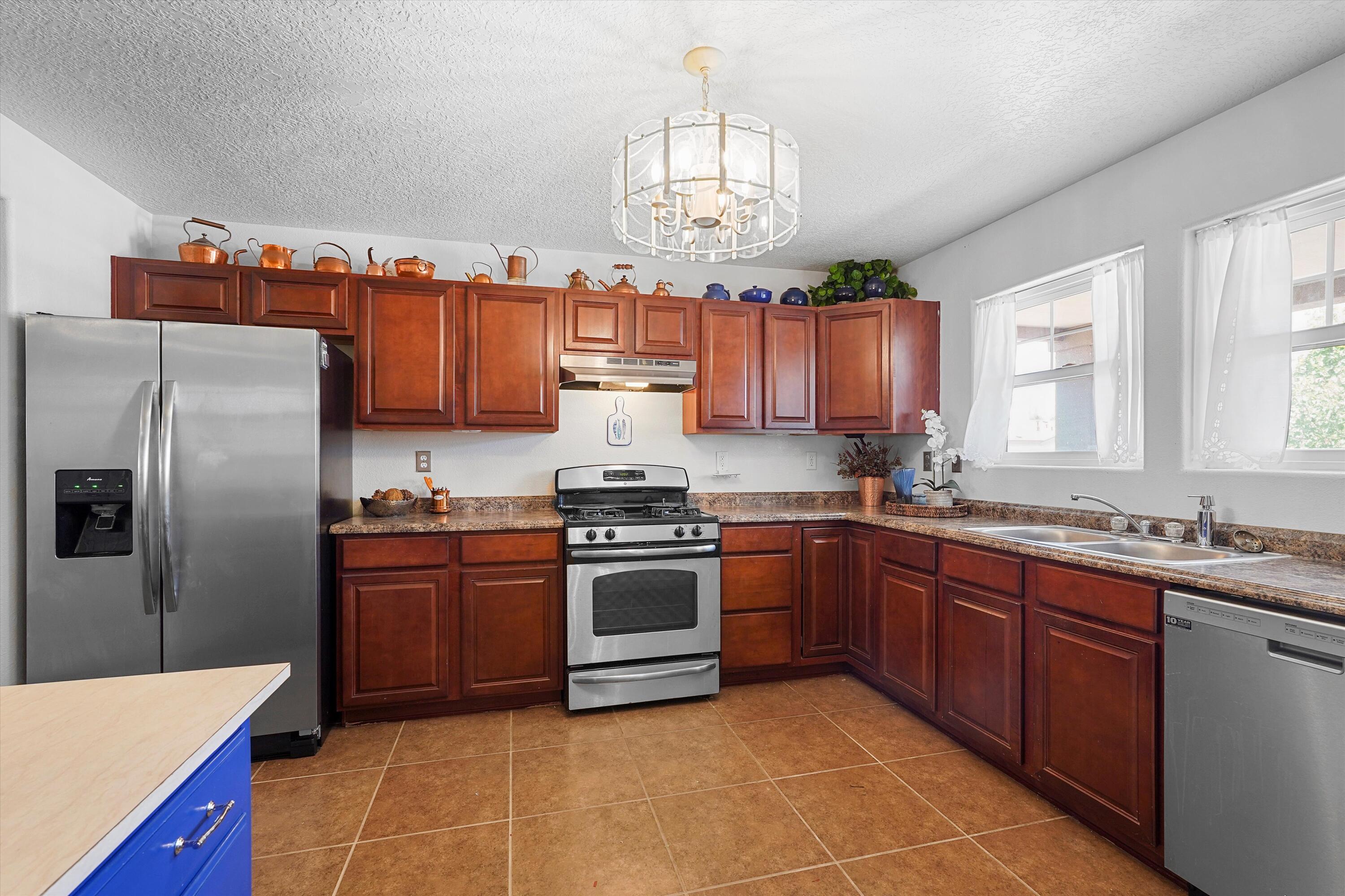 Homes for sale in Los Lunas, NM | 1951 Corta Rustica, Los Lunas, NM 87031 | MLS# 1084752