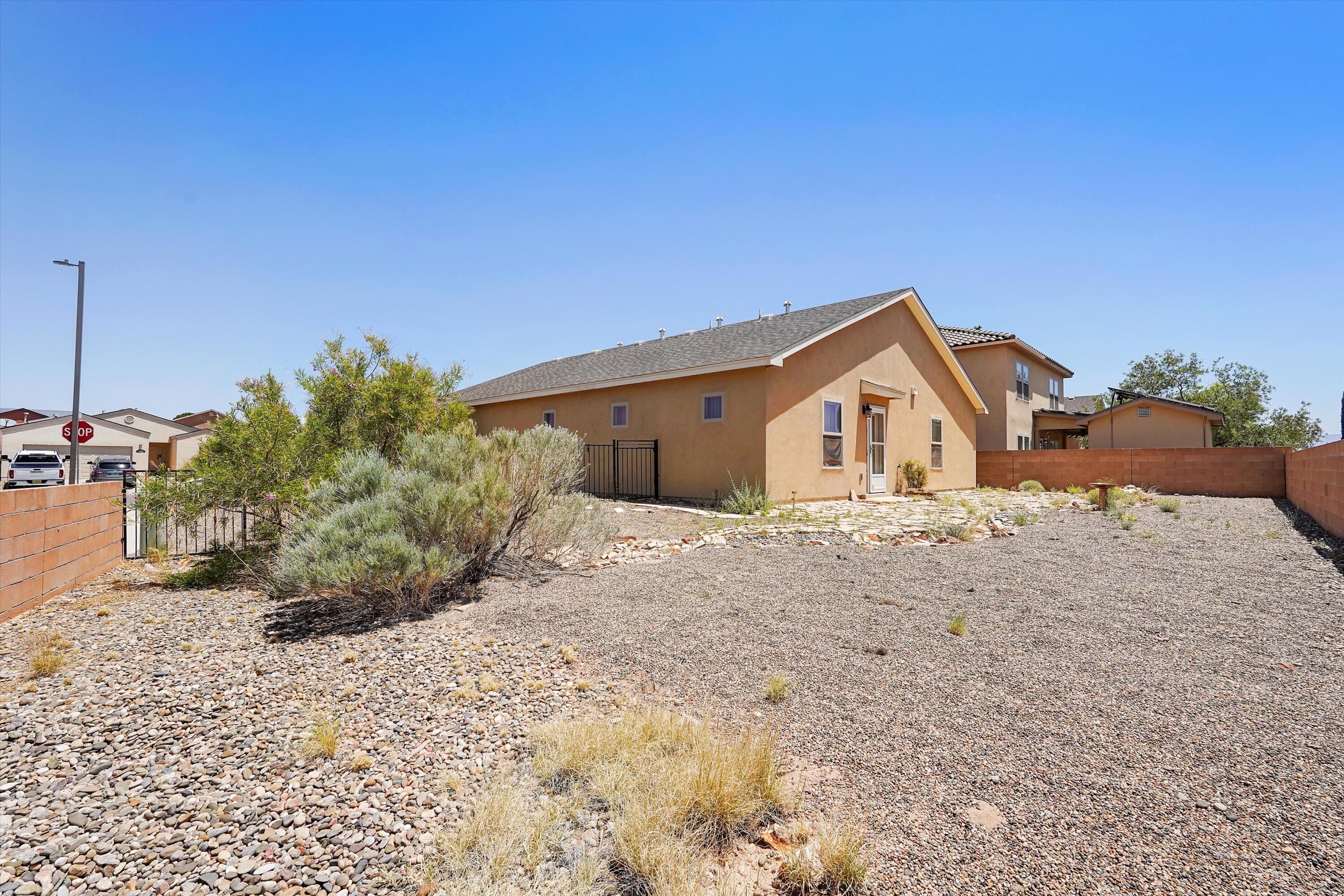 Homes for sale in Los Lunas, NM | 1951 Corta Rustica, Los Lunas, NM 87031 | MLS# 1084752