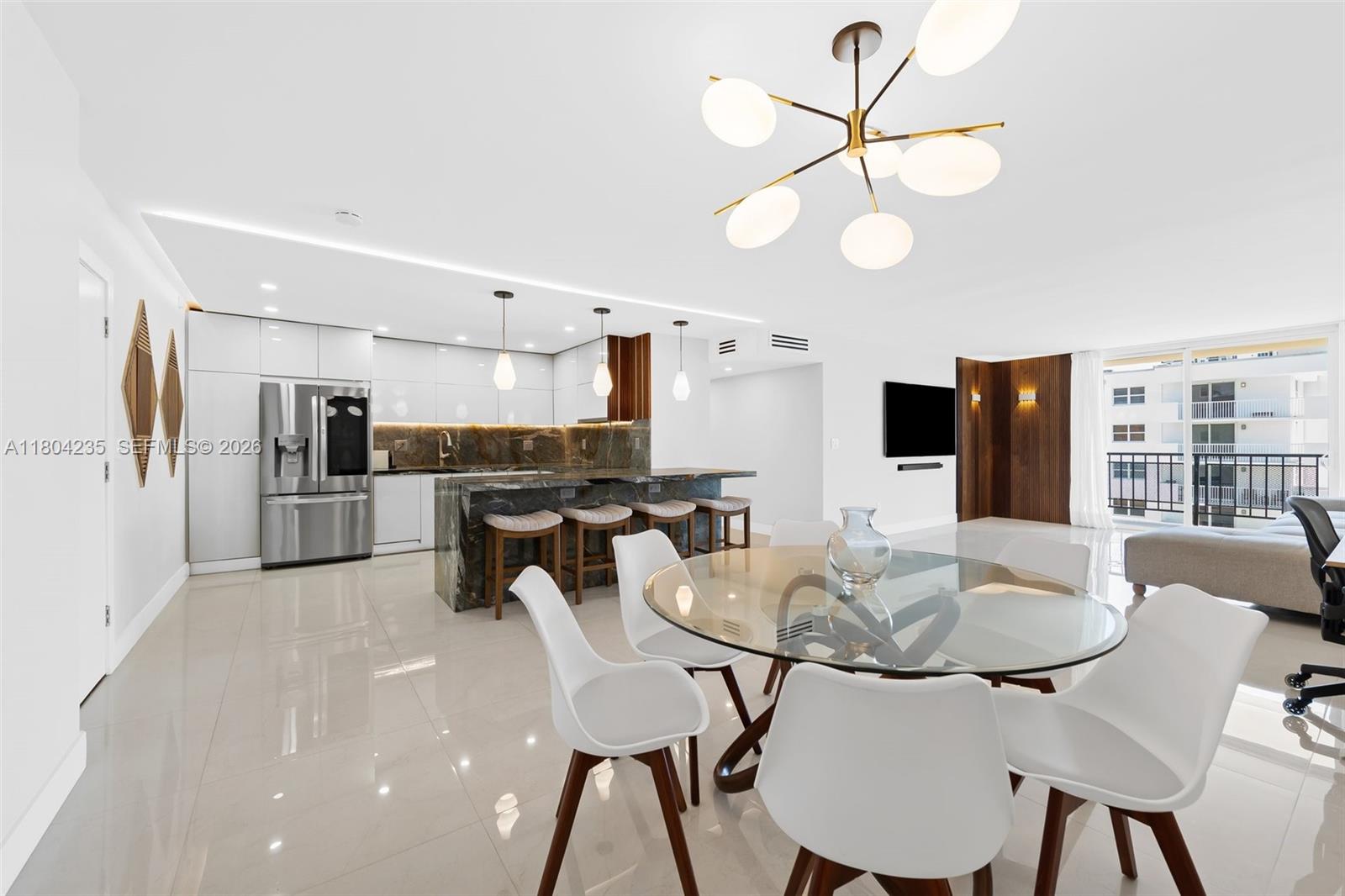 Oxford Towers Condo