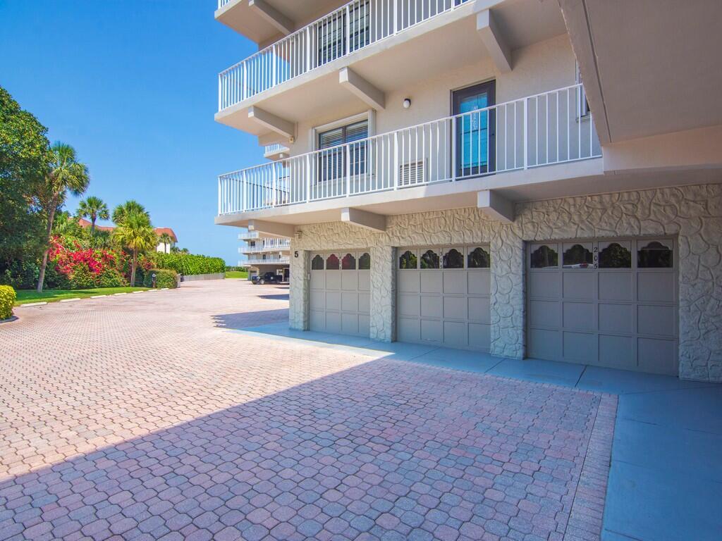 Homes for sale in Indian River Shores, FL | 5300 Hwy A1a #205, Indian River Shores, FL 32963 | MLS# R11094235