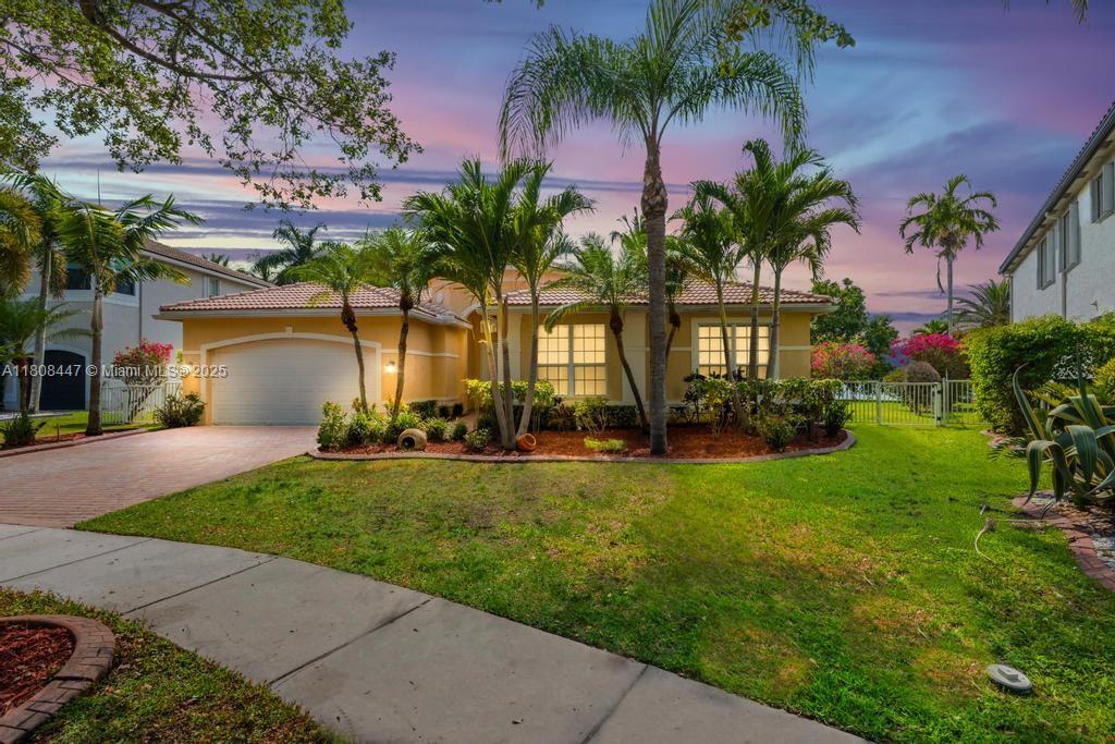 Sunset Lakes Plat Three